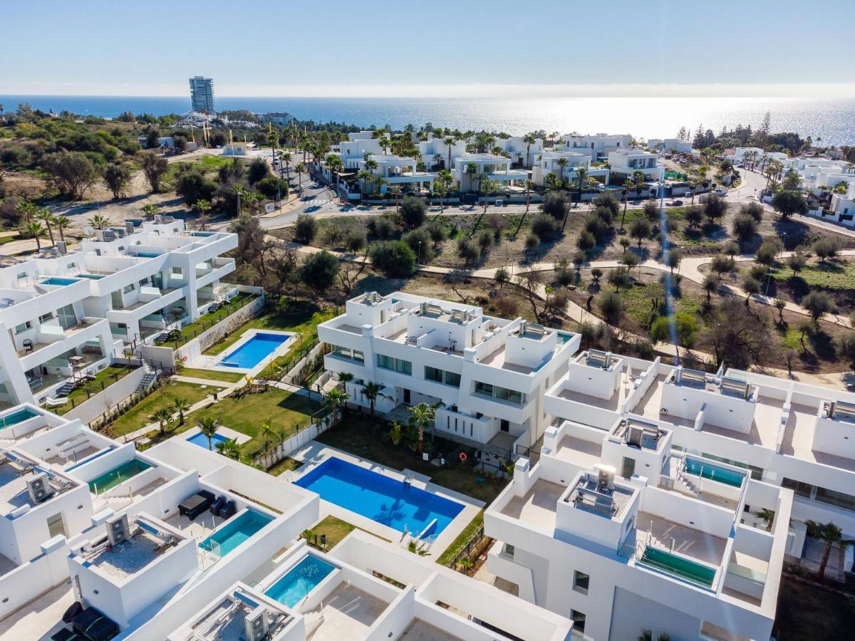 Casa Isabel: Luxury Condo with Private Infinity Pool Marbella Exterior photo